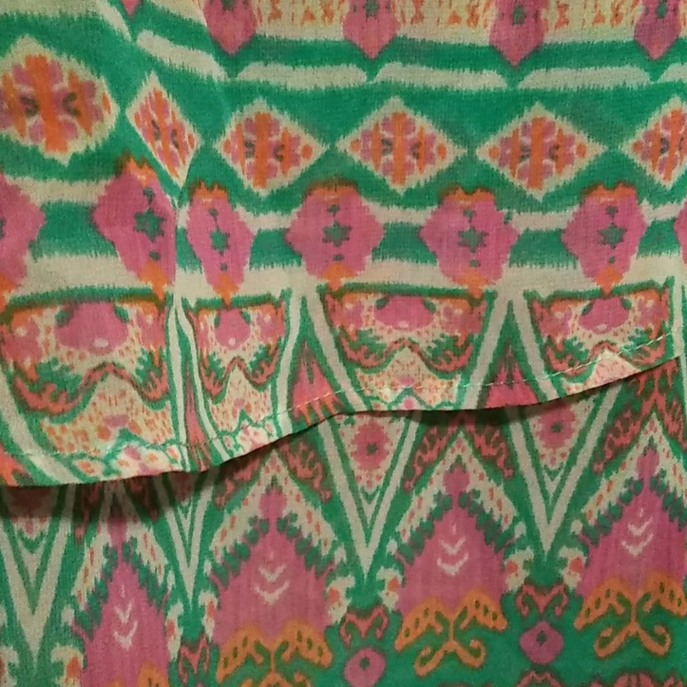 Light Floaty Patterned Tank Top - Picture 2 of 3